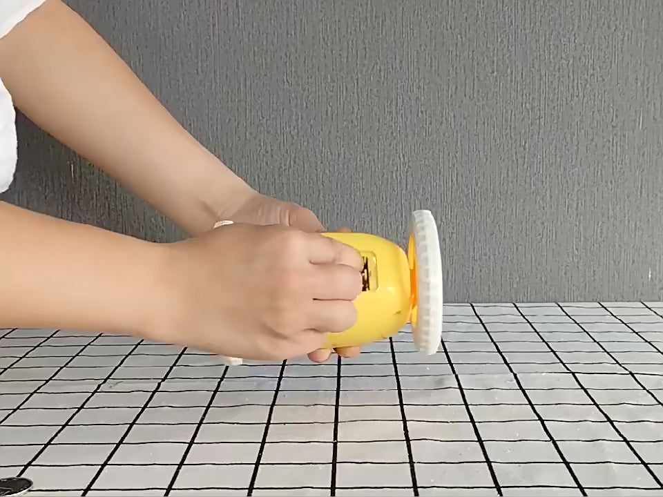 Despertador Digital Inteligente con Ruedas Que Corre Sonido Potente Ruidoso